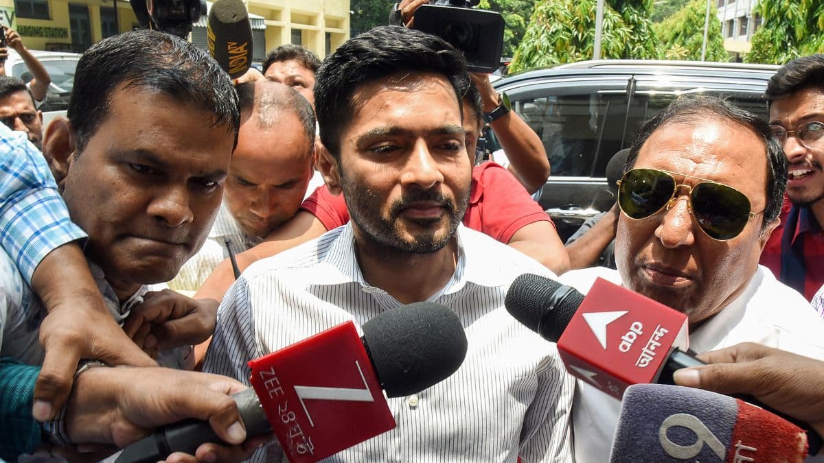'Will resign within an hour,' Abhishek challenges TMC rebels to return to Mamata camp