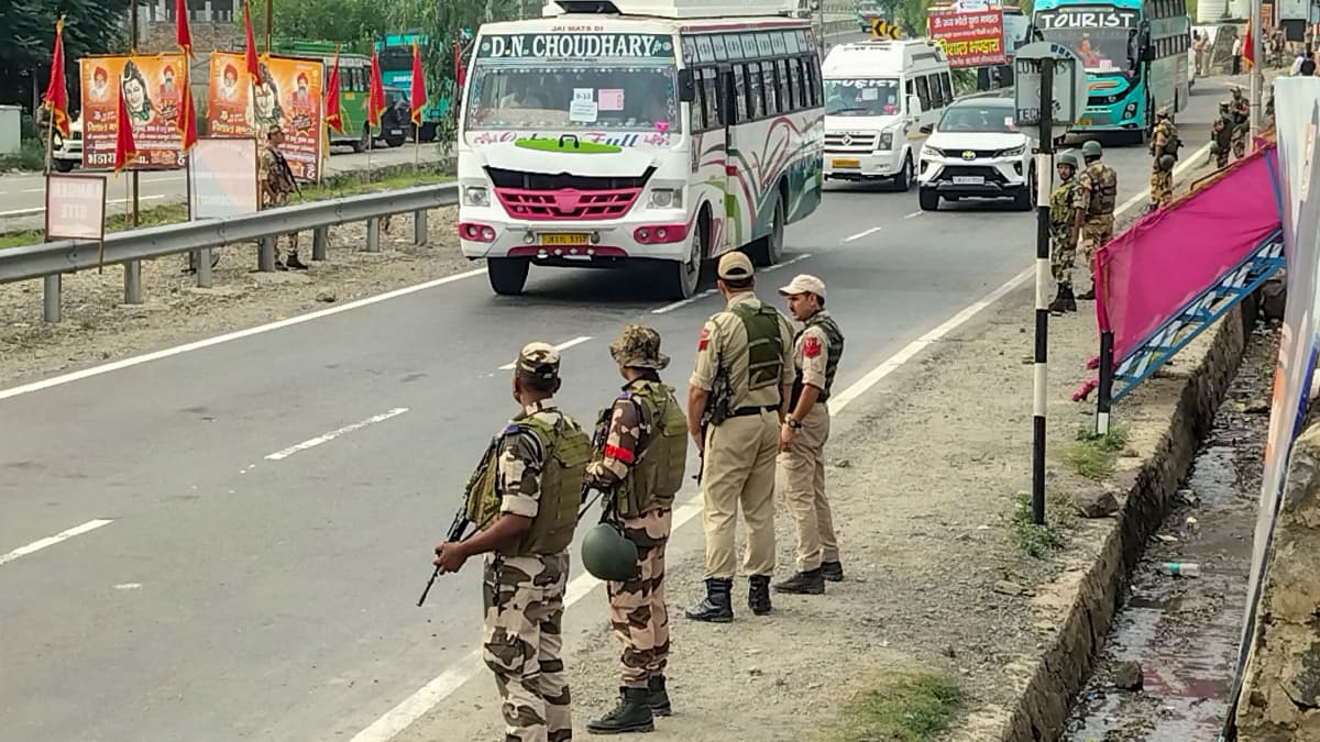 SUV defies security barricade, flees despite warning shots in Jammu and Kashmir's Ramban; search ops on